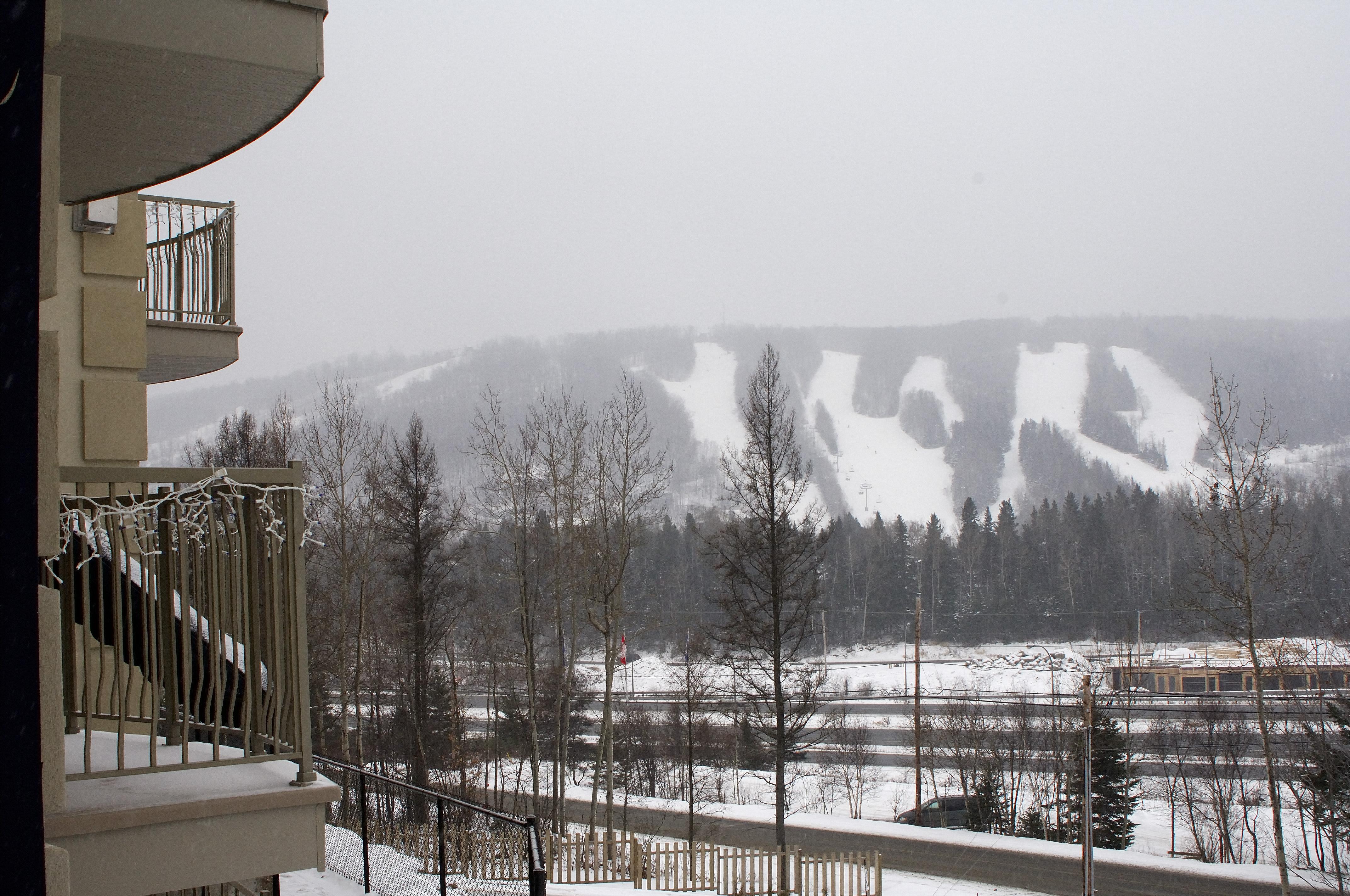 Hotel St-Sauveur Saint-Sauveur-des-Monts Eksteriør billede